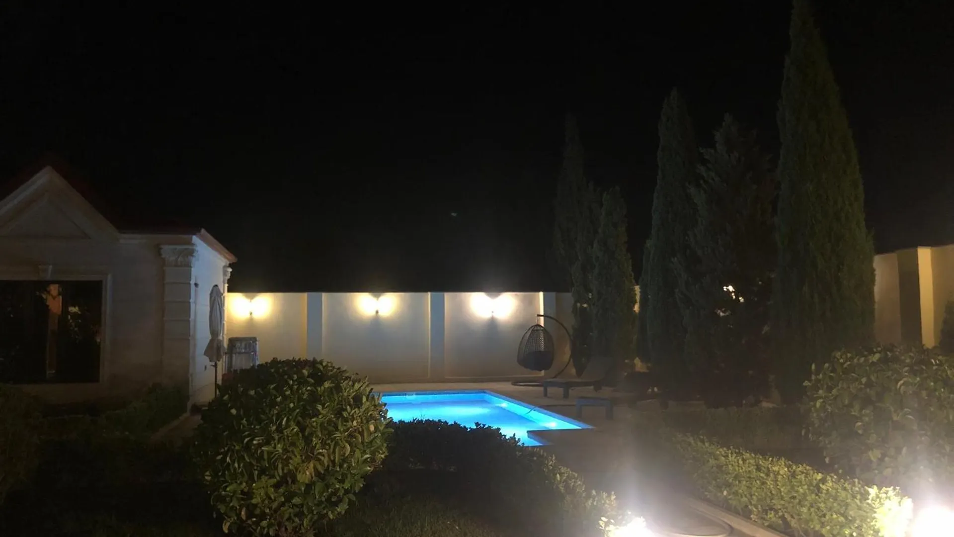 2 Home 3Bedroom Shuvalan Dacha Villas Near The Sea Pool Terrace Barbecue Baku